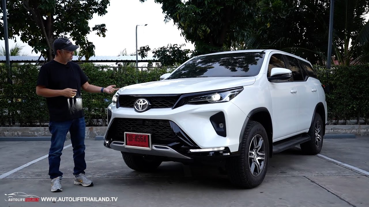 ถูกสุดของ Fortuner!! ลอง Fortuner Leader S เครื่อง 2.4 ดีเซลเทอร์โบ 2WD ได้หล่อ ได้เท่ ไม่สน option