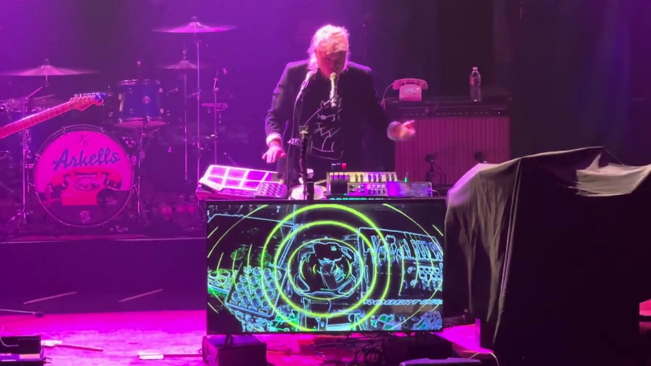 Walk Like Me - Robert DeLong Live at The Neptune Theater in Seattle 10/15/2023