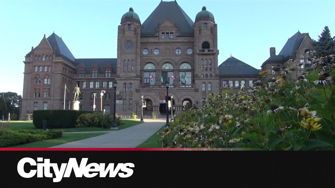 Ontario Considers Cutting Teachers&rsquo; College in Half Amid Growing Educator Shortage