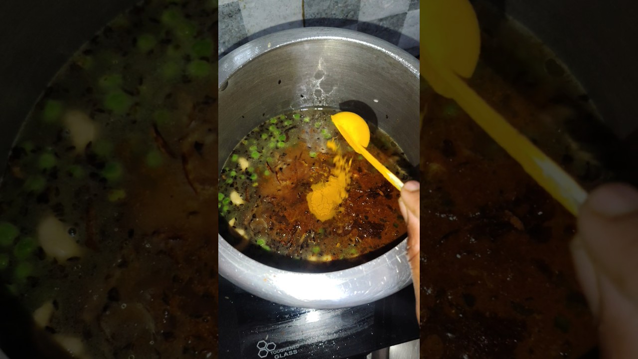 यह रेसिपी आप लोग भी ट्राई कीजिएगा बहुत ही टेस्टी लगती है 😋😋 मटर पुलाव