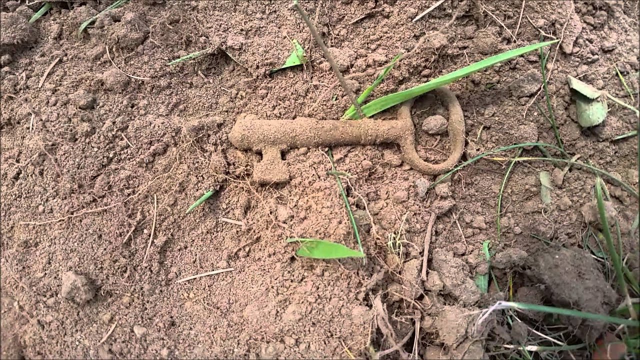 Metal Detecting:  BIG GOLD!!!