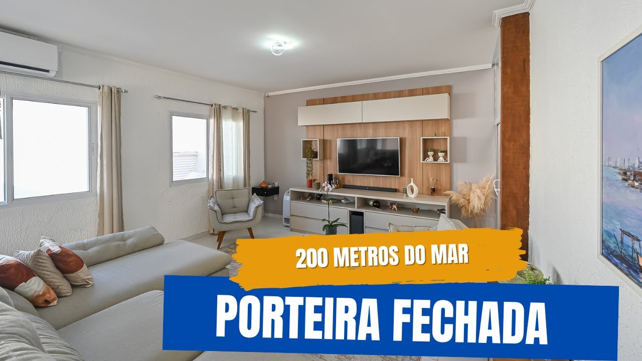 Linda casa terrea com 3 dormitórios a 200 metros do mar na praia de Peruibe Litoral SP