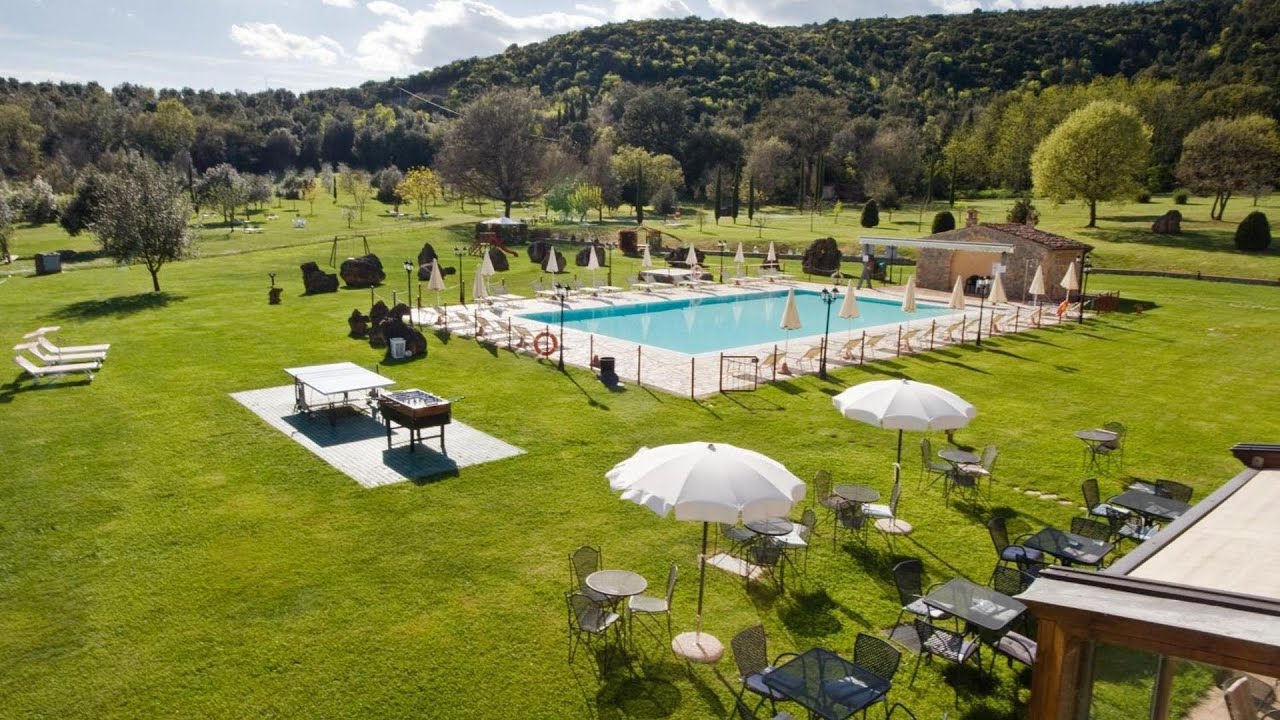 Hotel Casolare Le Terre Rosse, San Gimignano, Italy | Holidays In Italy