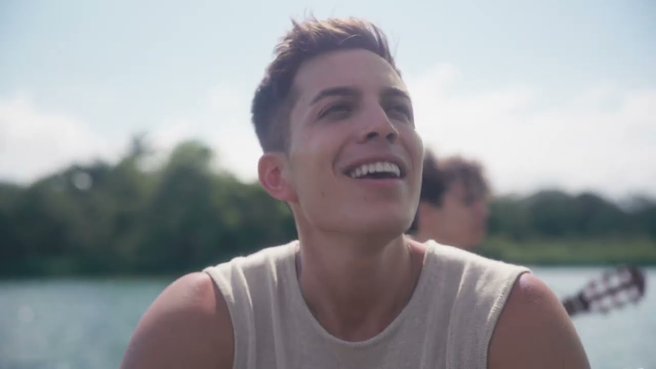 Luis Gamarra Feat. Aliss - Mejor (Video Oficial)