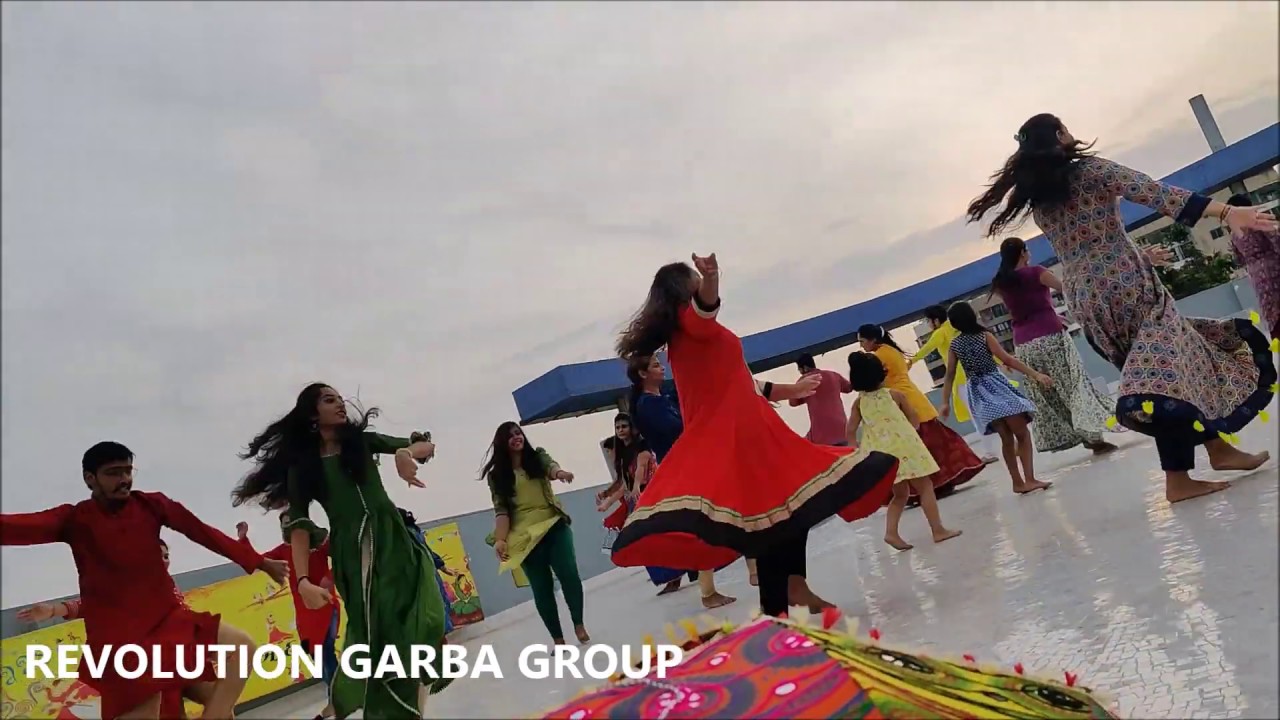 REVOLUTION GARBA CLASSES - GARBA STEPS - GARBA GROUP