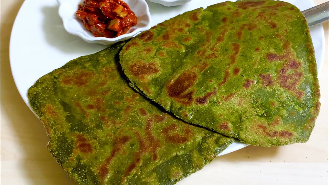 आसान, टेस्टी और पौष्टिक पालक के पराठे बनाये अलग तरीके से | Tasty & Nutritious Palak Paratha Recipe