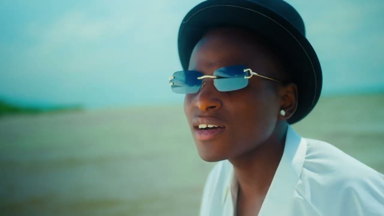 Vladimir Shakis Boy - Mon Chemin [Clip Officiel]