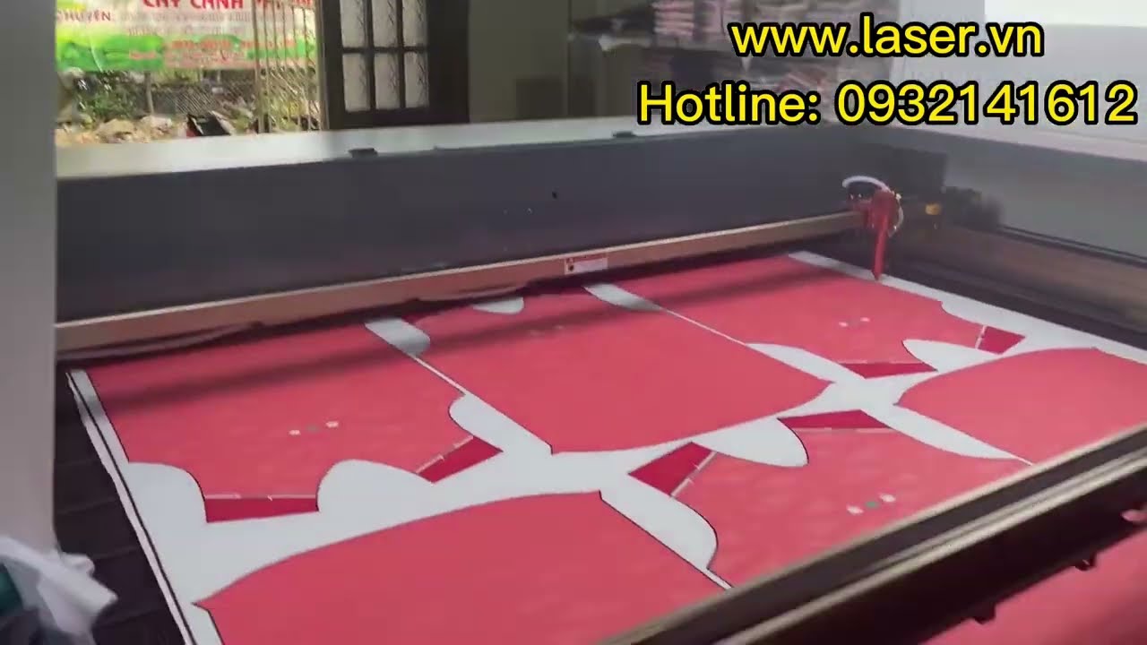 Cách máy laser camera nhận diện hình ảnh cần cắt trên vải in chuyển nhiệt
