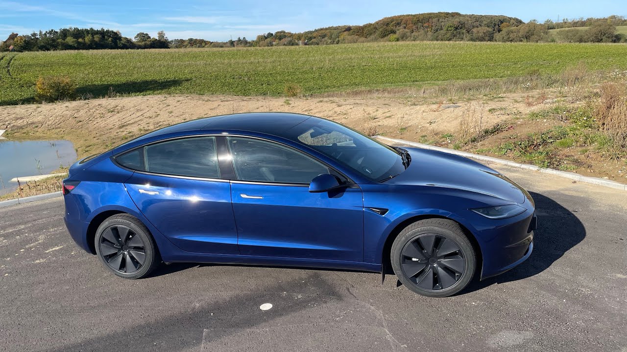 Model 3 Long Range RWD – Finurligheder og Funktioner