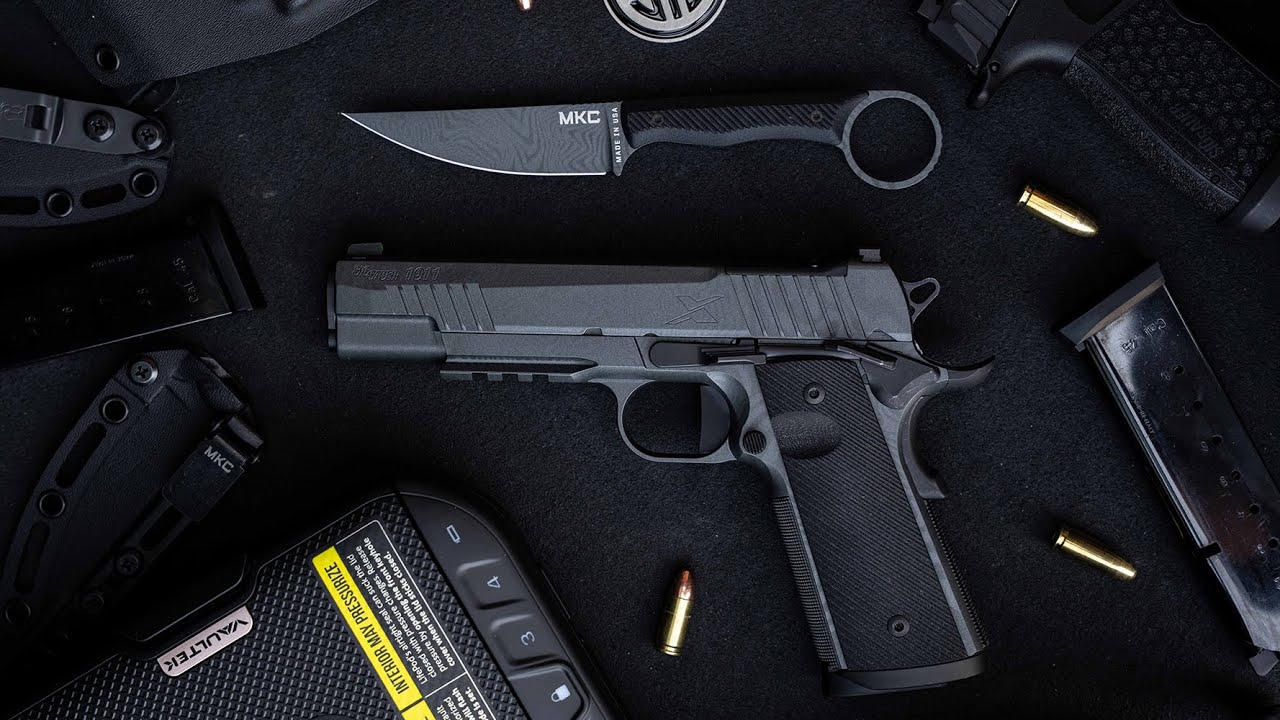 SIG SAUER x MKC: SIG SHORTS Limited Edition Damascus Cerakote 1911X Pistol & Wargoat Knife Kit