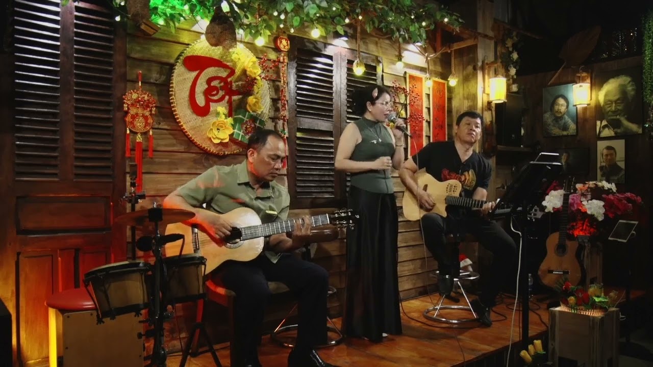 Ca khúc:Ngẫu hứng sông hồng -tg Trần Tiến-tb Cứu Thuý 