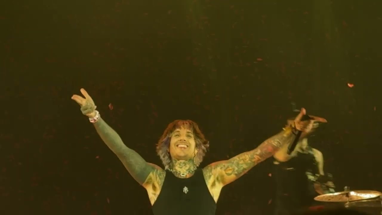 Bring Me The Horizon - Throne (Sick New World 2024, Las Vegas, NV) [LIVE 4K]