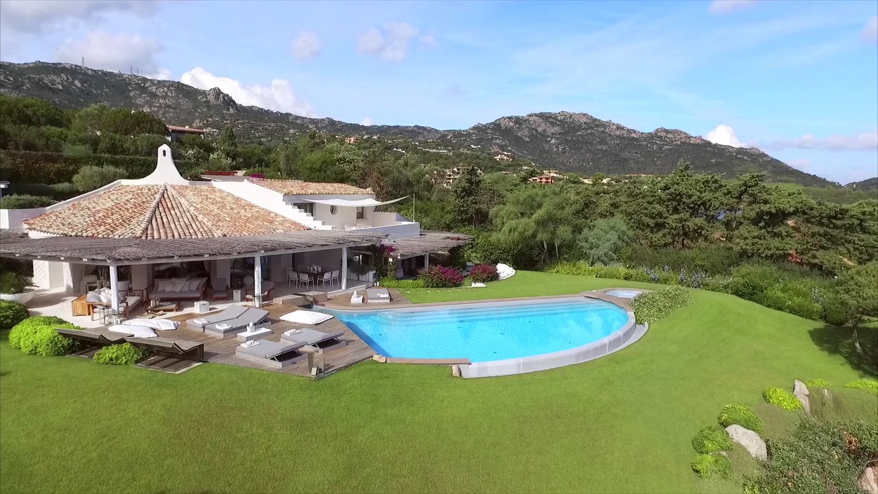 Luxury villa for sale in Costa Smeralda, Sardinia, Italy (IMSCSM1600V)