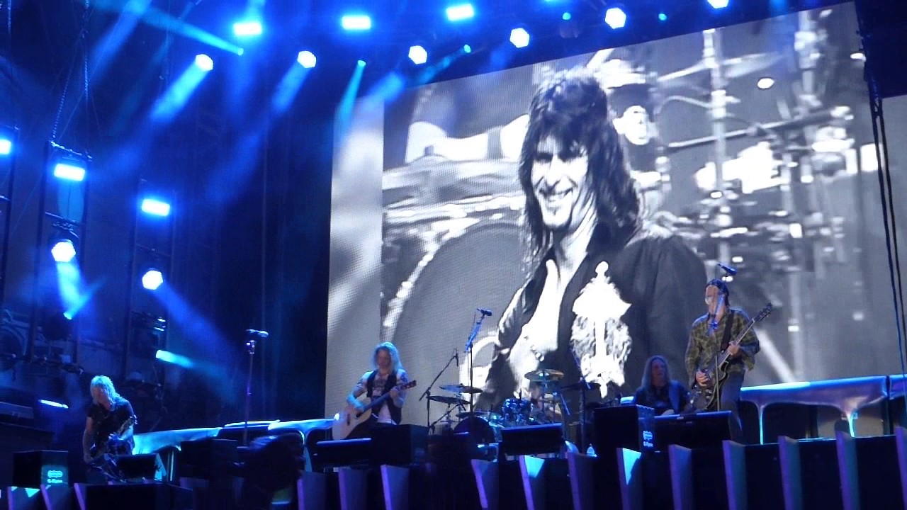 GOTTHARD - Heaven (as tribute to Steve Lee). Locarno, CH, Piazza Grande, July  22nd, 2017