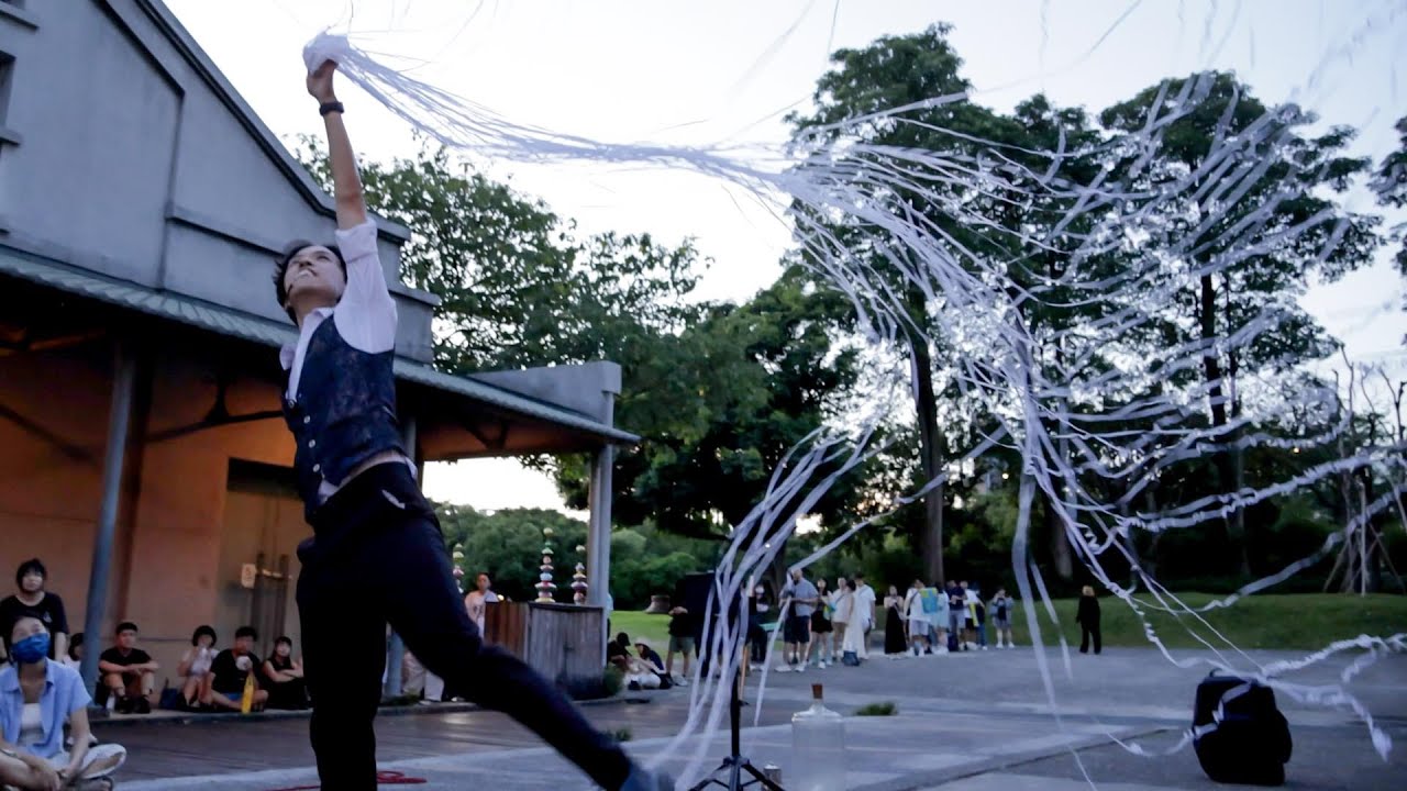 台灣街頭藝人潘兆其Keyro，近景魔術，TMA國際大賽總冠軍Street Artistes, Micromagic Show
