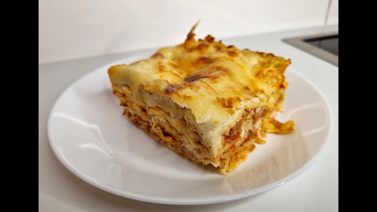 Jednostavne i ukusne lazanje sa mljevenim mesom.