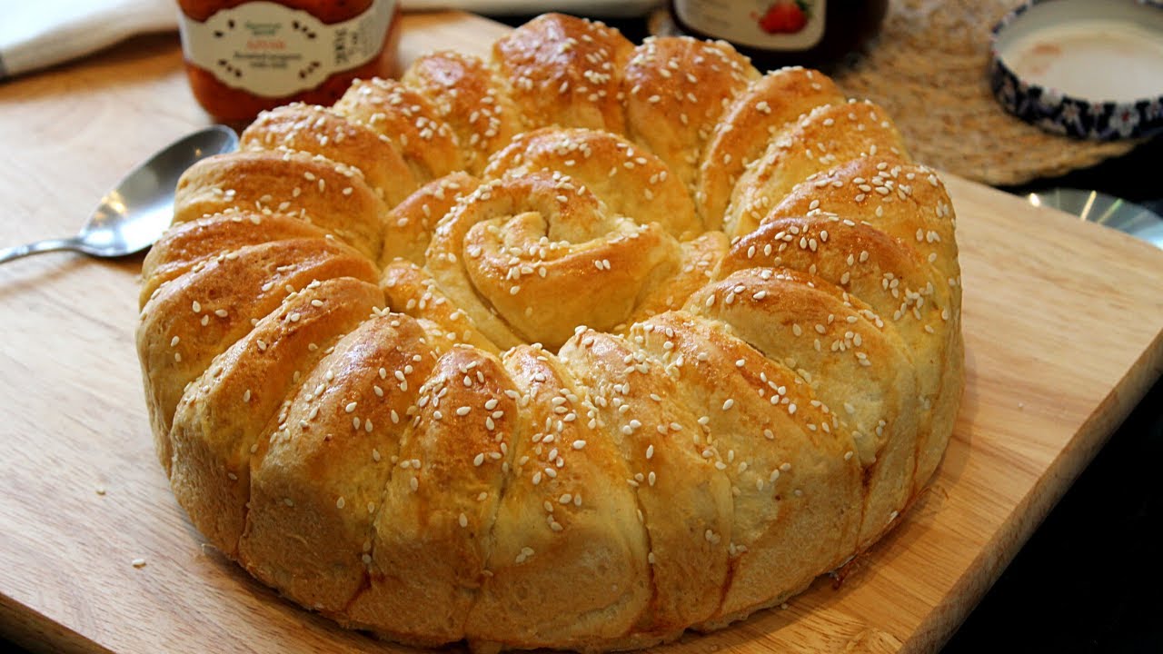 Homemade Butter Bread || Serbian Pogača || How to Make Soft and Fluffy Flower Bread || Easy Bread