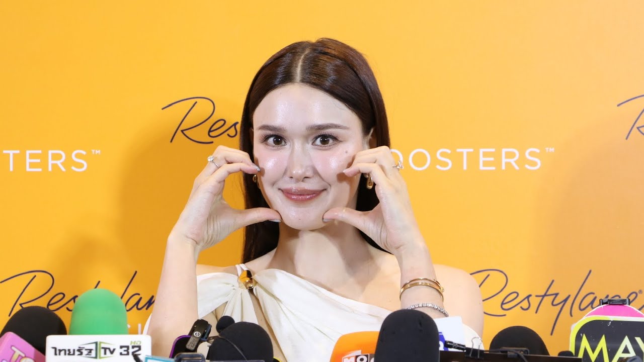#แจ็คกี้ชาเคอลีน