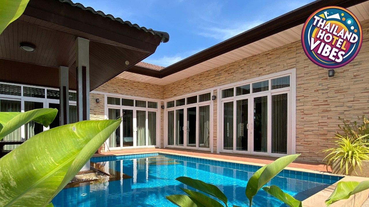 Rawai Private Villas - Pools and Garden | Phuket, Thailand | Hotel Review 🛏️