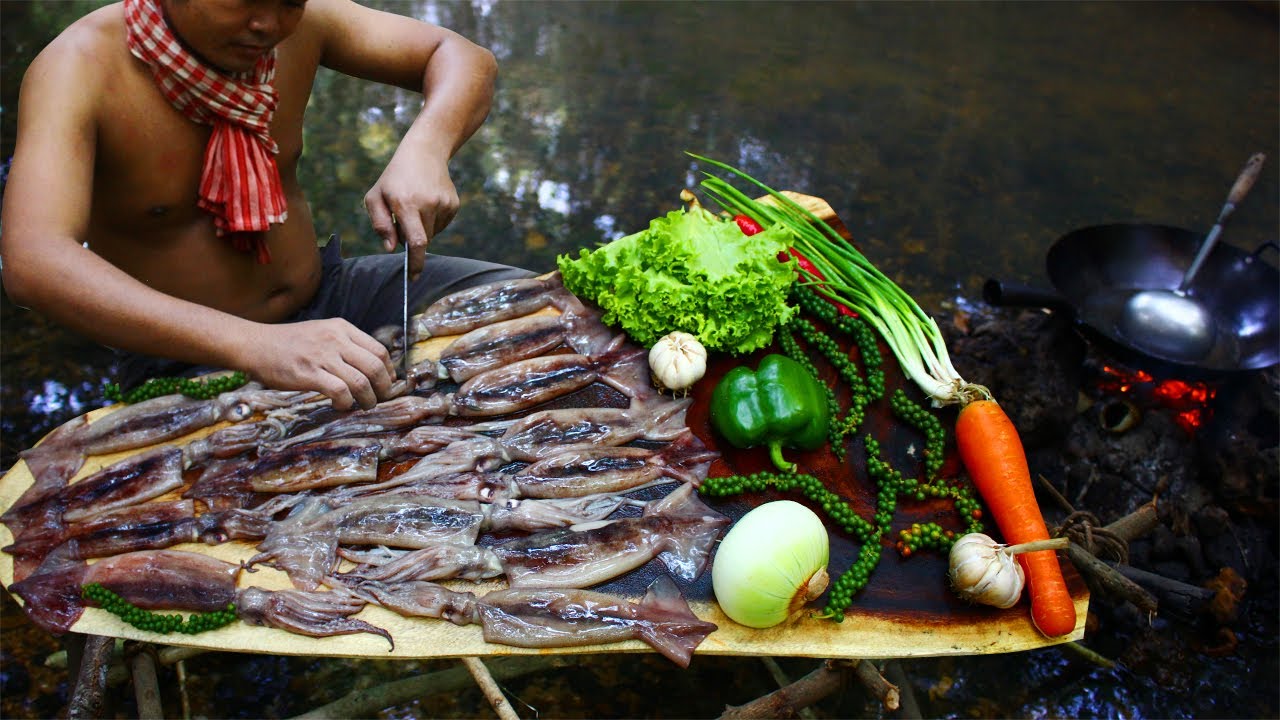 Cooking Octopus,Squid Seafood Recipe- Fried Squids,Octopus for Food