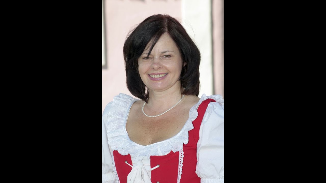 Tvé vlasy kvetou, maminko - Ivana Zbořilová (Pražští muzikanti Milana Bašty)