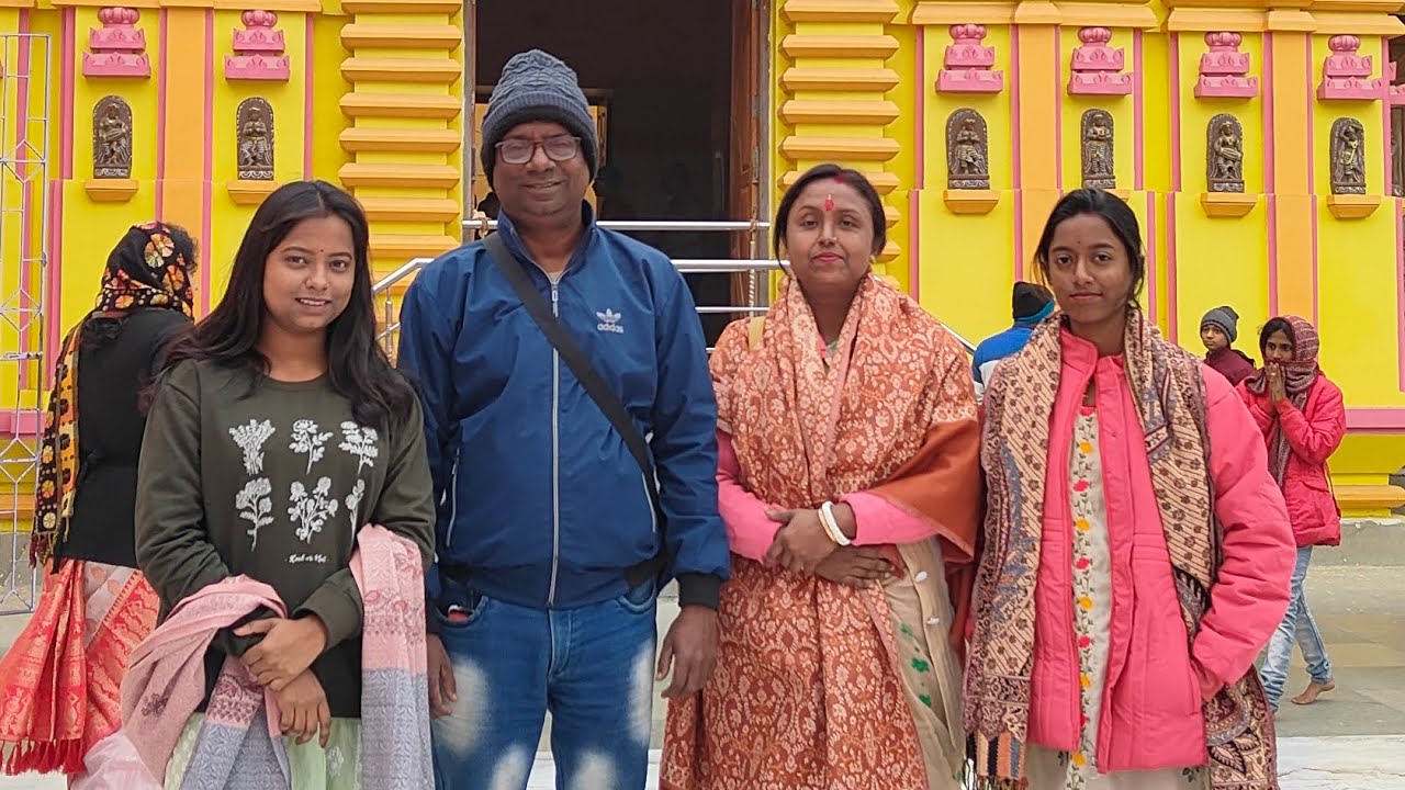 2025 এর শেষ দিনগুলো পরিবারের সবাই মিলে তারাপিঠে  কাটালাম।