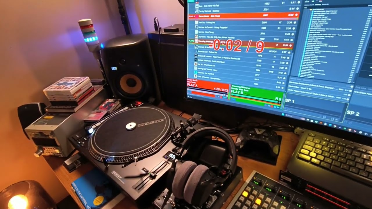 mAirList with a DHD RM4200 and a signal pole