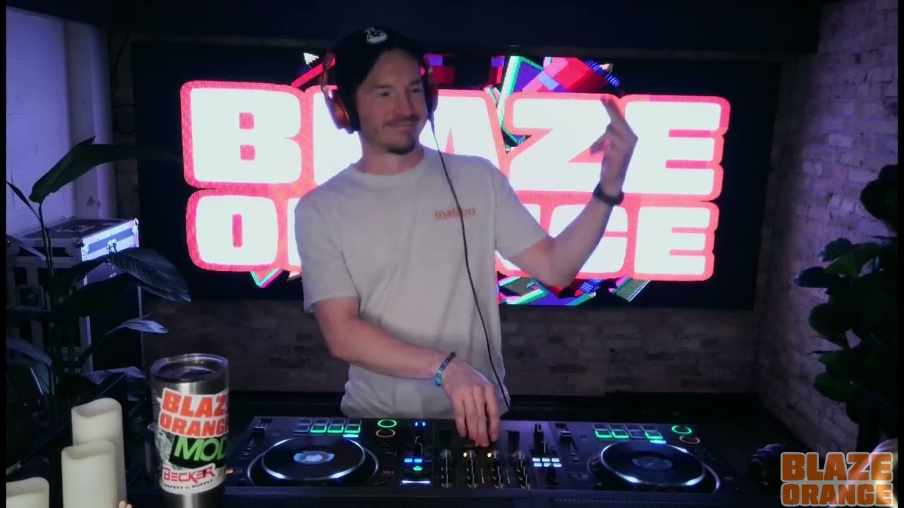 Blaze Orange Live DJ Stream Set / House Music 2025