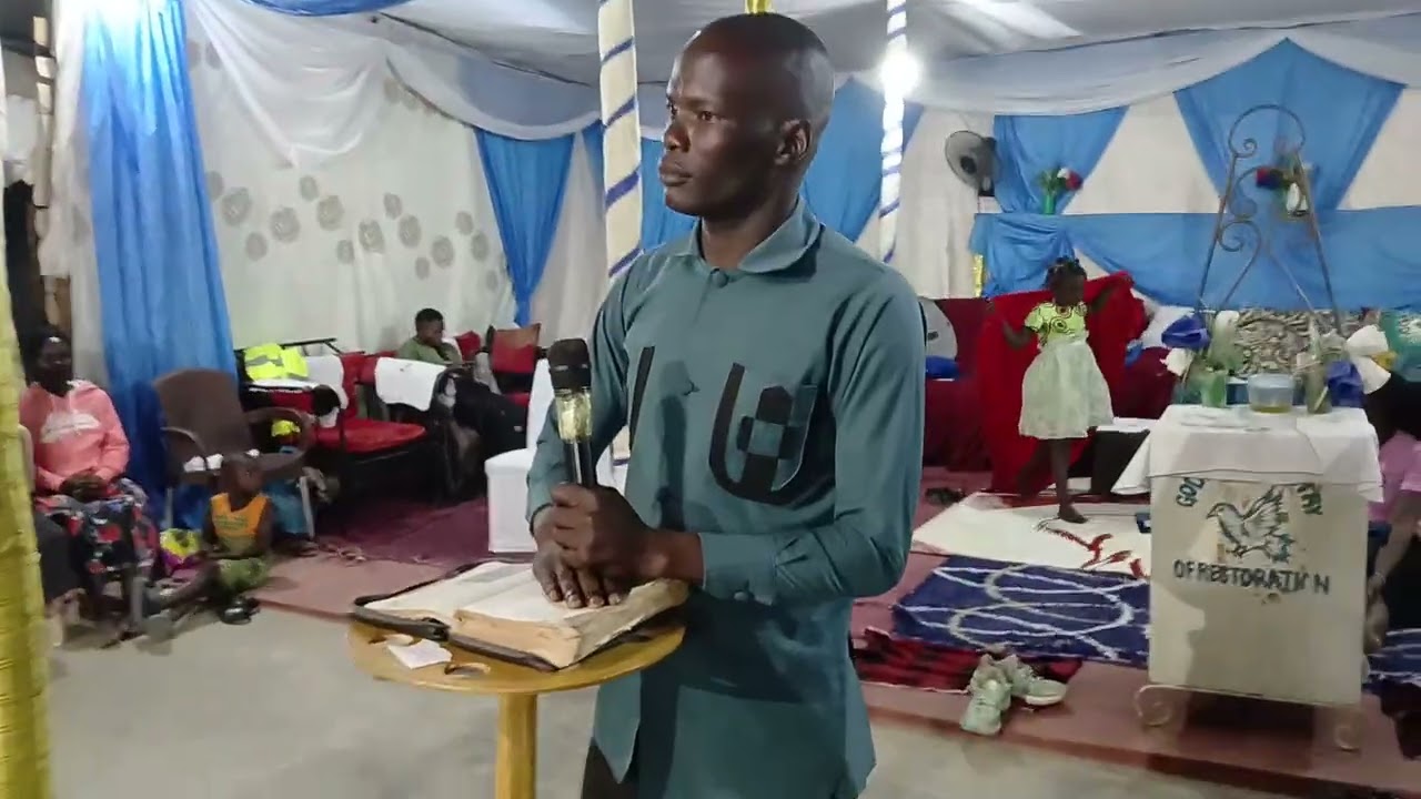 We should love our neighbours as we love ourselves.Godwill ministry of restoration #subscribe 
