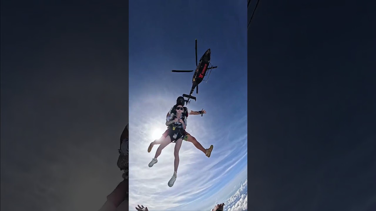 If You Don&rsquo;t See the World at 20, You&rsquo;ll Only Have Regrets at 30 | Skydiving in Sanya  #skydiving