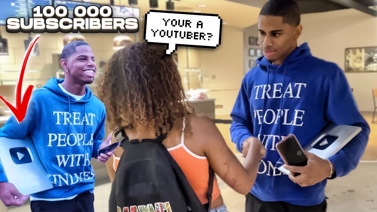 Using My YouTube Plaque To Get Girls! (YOUTUBE CLOUT)