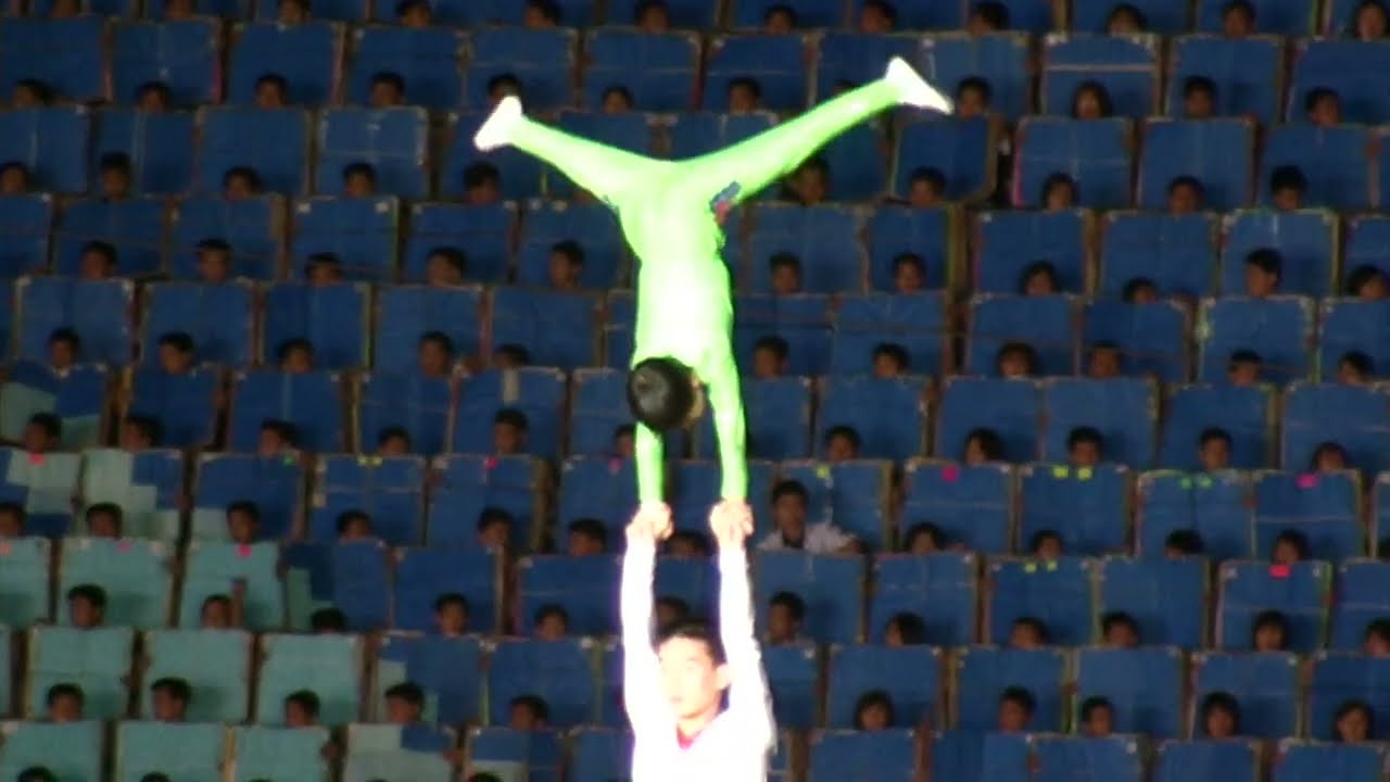 NorthKorea:Children's World-Pyongyang 北朝鮮 ちびっこの世界(平壌の世界587)
