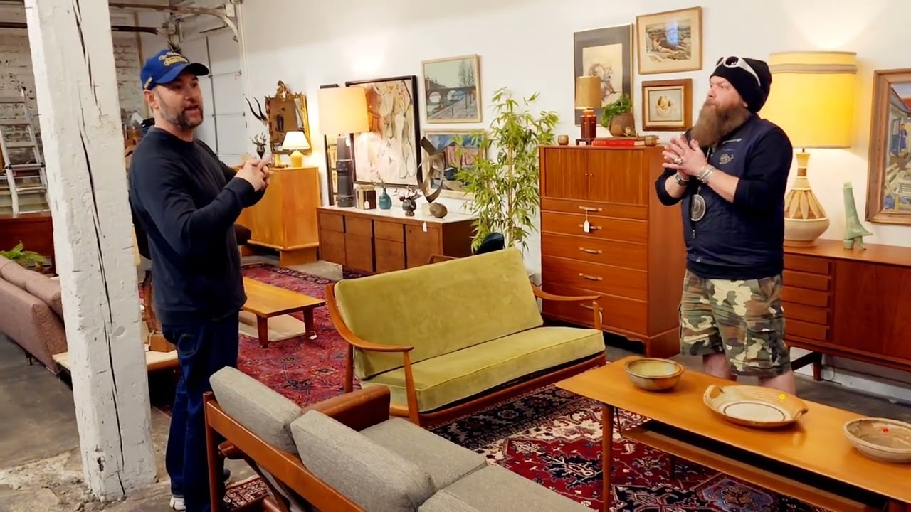 BullyRunCoffee; Opening Day @ Main Street Vintage! #midcenturymodern #vintageclothing
