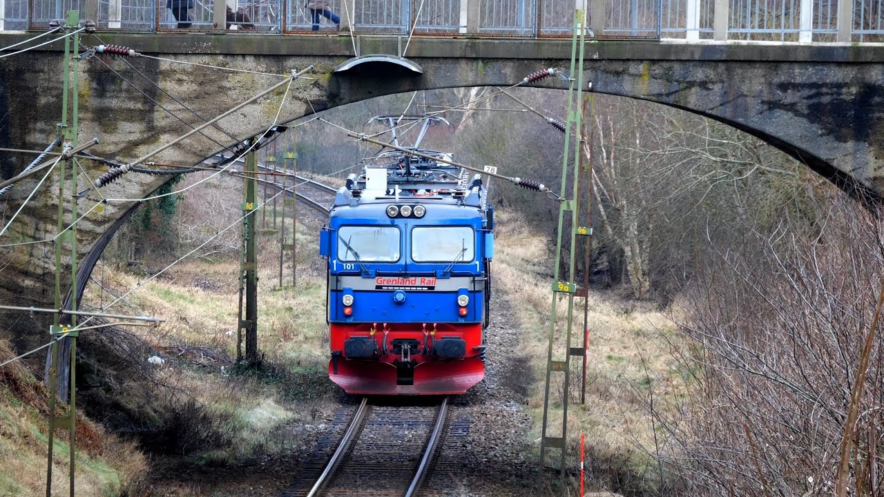 Tåg och Växling i Varberg på Västkustbanan