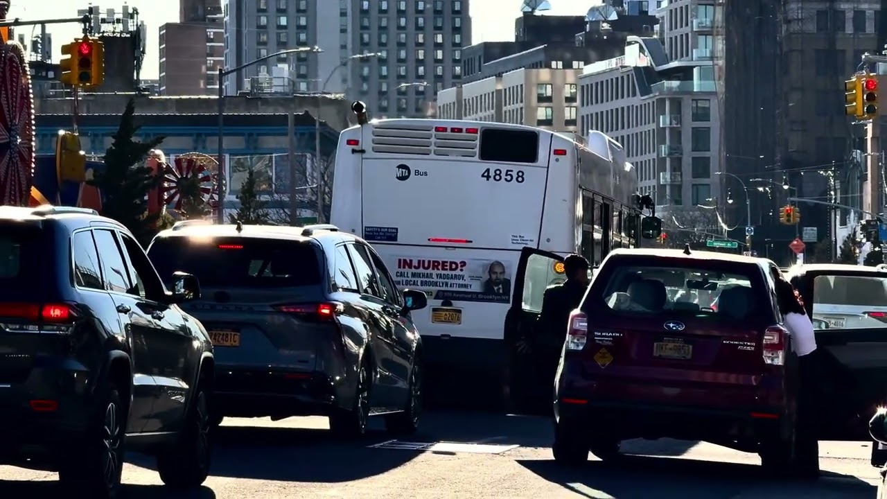MTA New York City Bus 2011-21 New Flyer Industries &ldquo;Xcelsior&rdquo; XD40&rsquo;s 4858 & 7873
