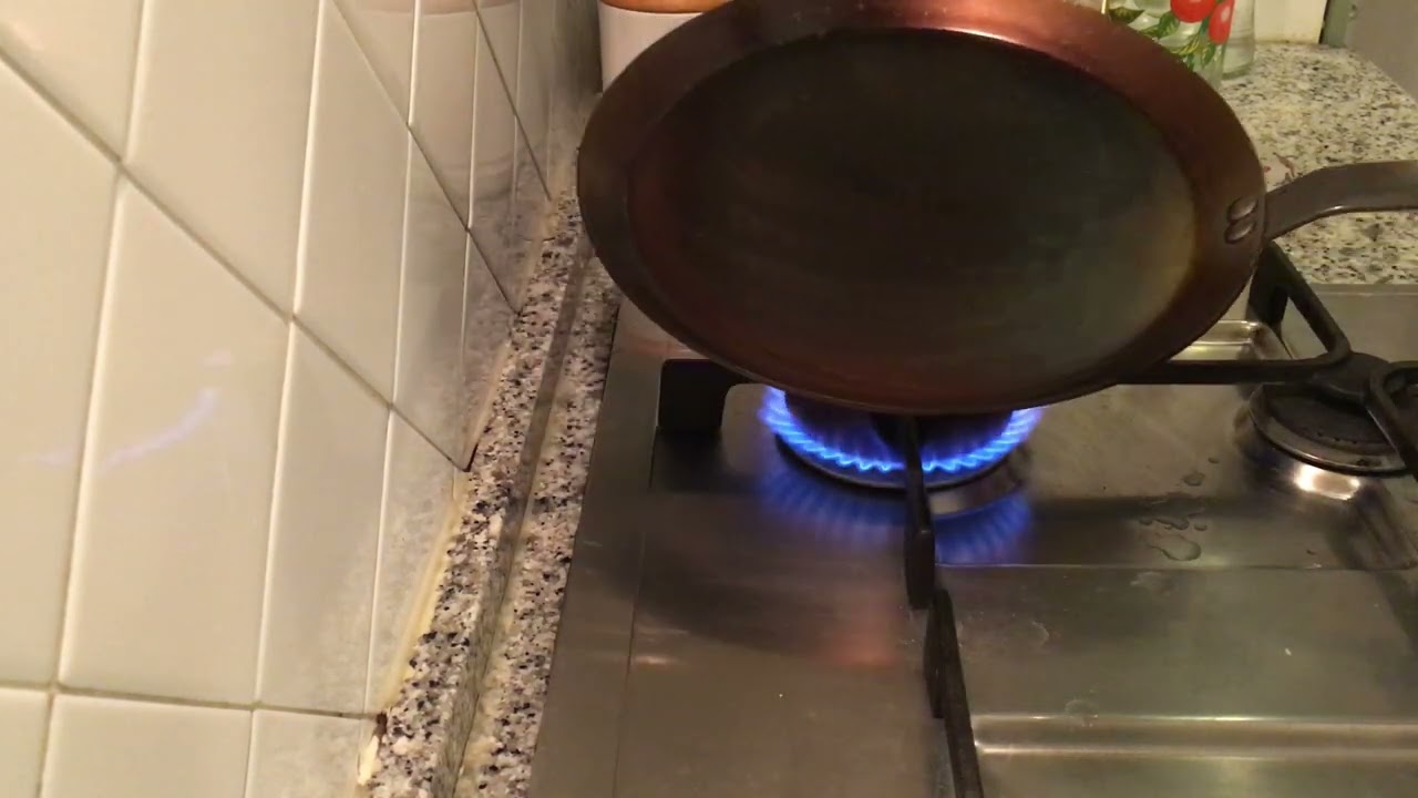 How to season de Buyer Mineral B crepe iron pan carbon steel