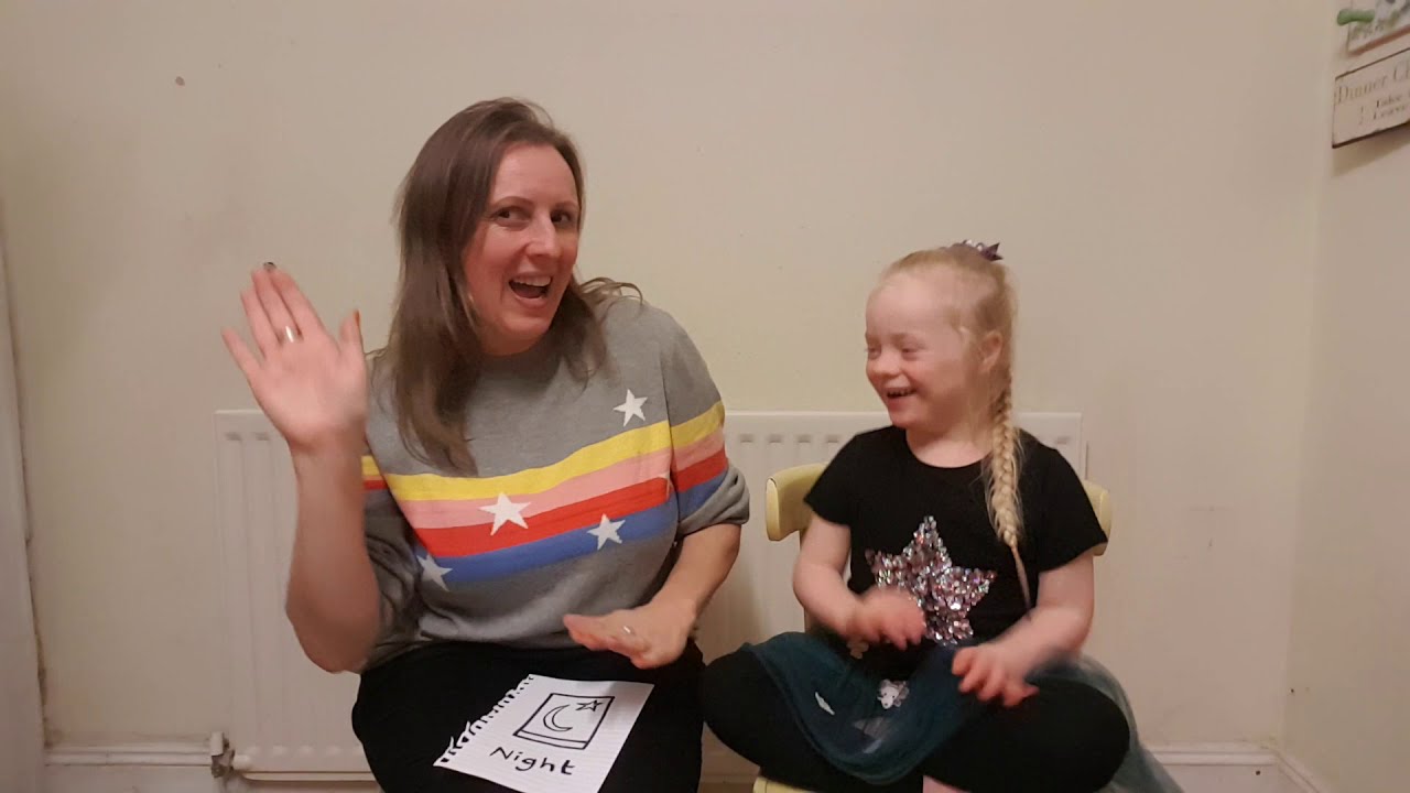 Makaton for 'Night' ⭐🌙