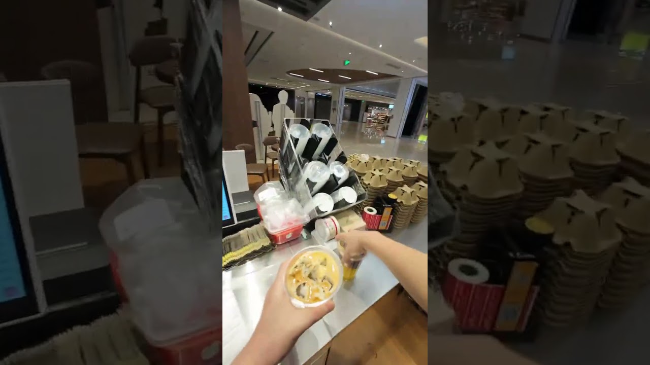 Working in a Coffee Cafe as a Solo Worker Busy Friday