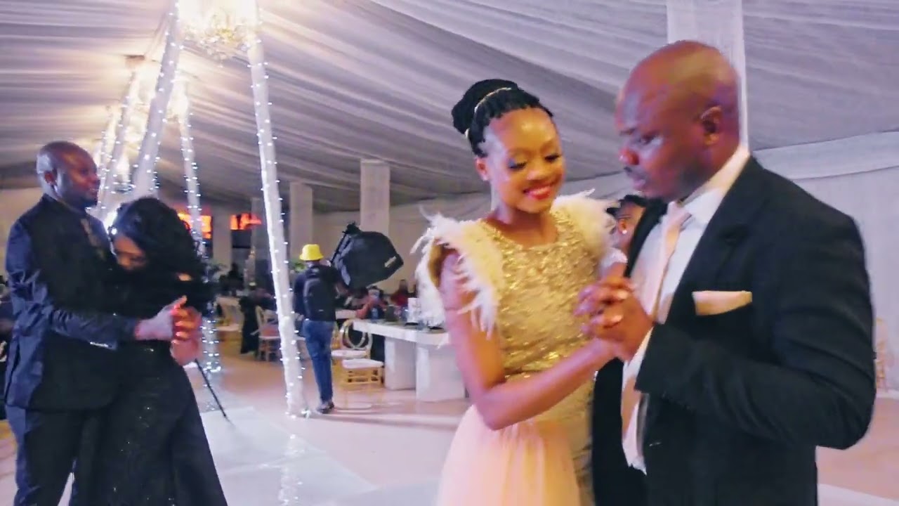 COUPLE DANCE AT WEDDING OF WEDITH & RIRHANDZU - THOHOYANDOU(VENDA)  LIMPOPO