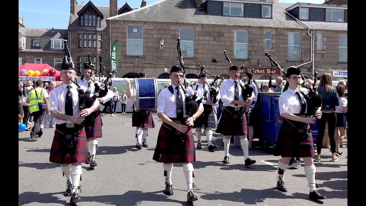 Stonehaven Pipe Band afternoon display during the Stonehaven Feein' market, June 2018