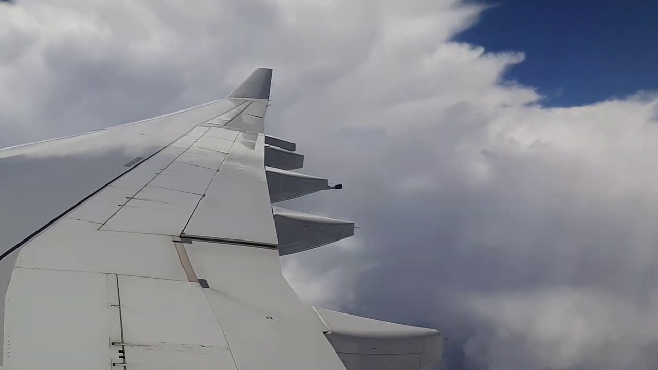 Trip Report - New York JFK - Warsaw  WAW LO 27 - June 2019 Lot - Air Belgium I Airbus A340