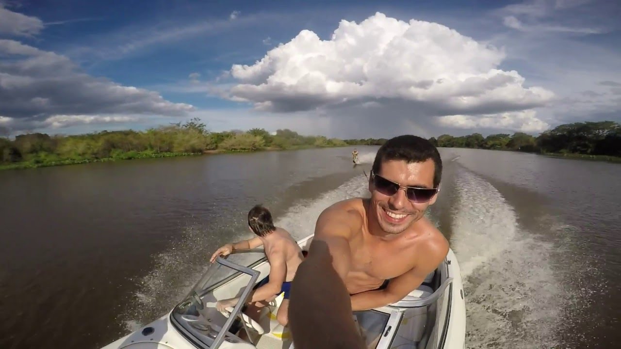 GoPro Hero 4 Black - Toyota Hilux 4x4 - Mono ski acuatico