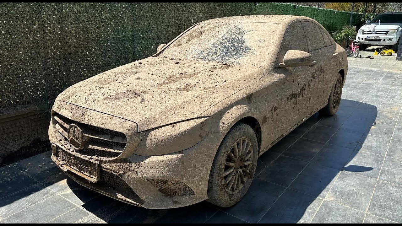10 YEARS UNWASHED CAR ! Wash the Dirtiest Mercedes C Series