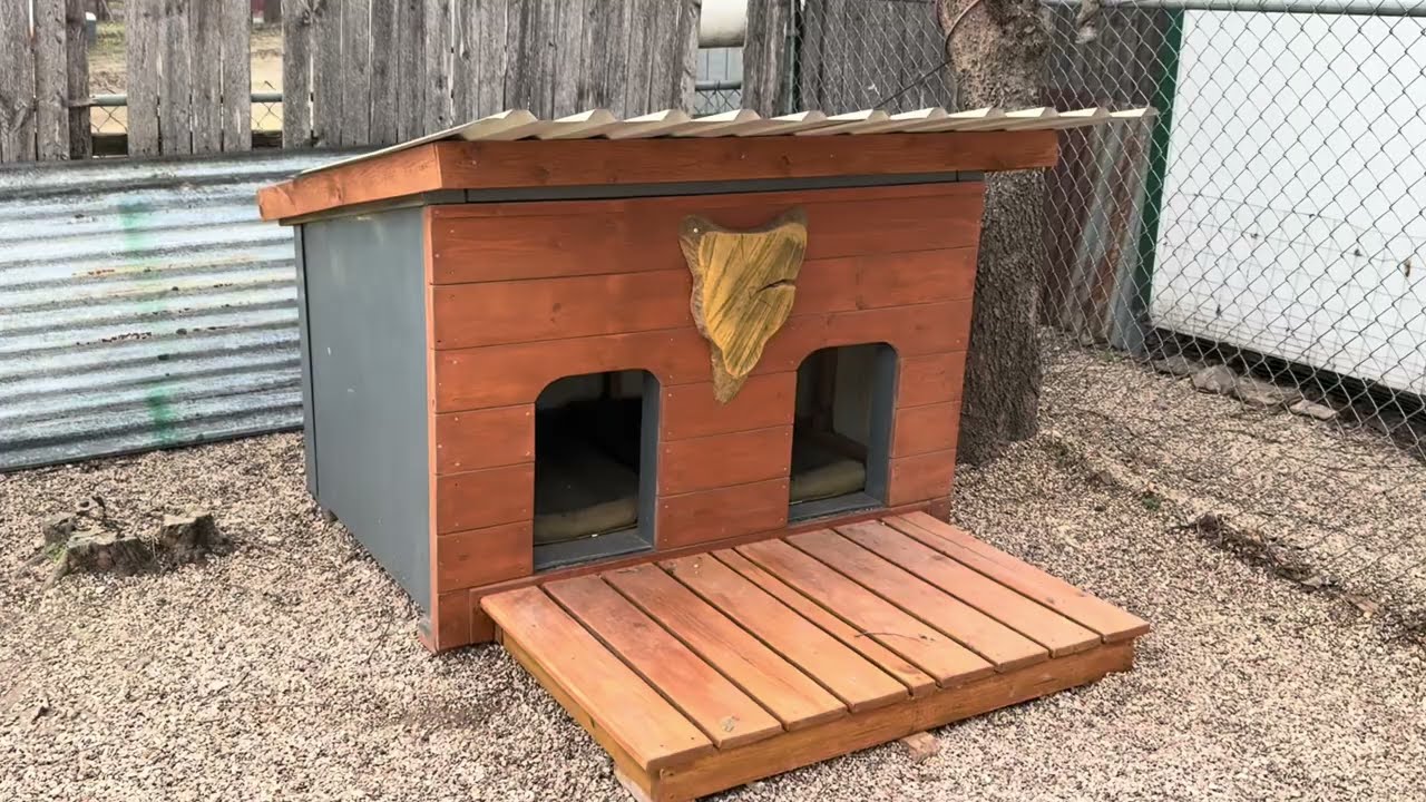 How to build a Doghouse