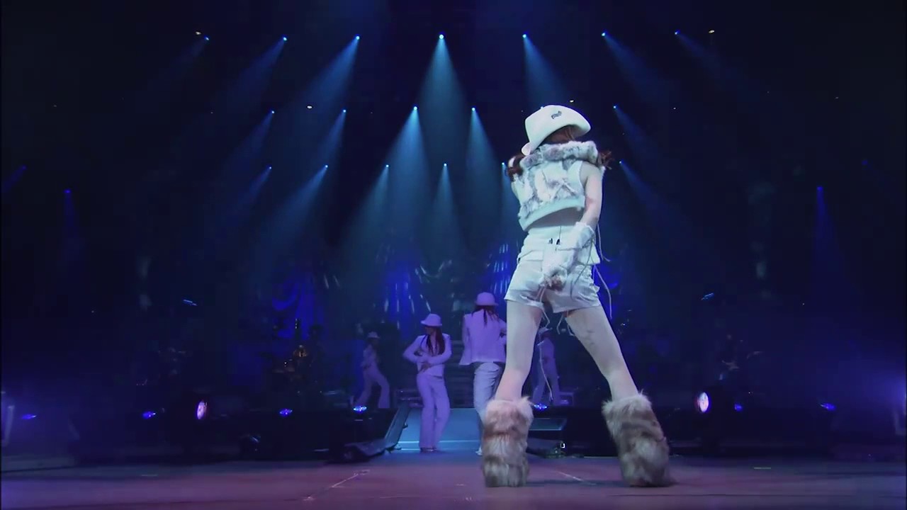 Universal Bunny LIVE May'n   Macross Frontier Movie song