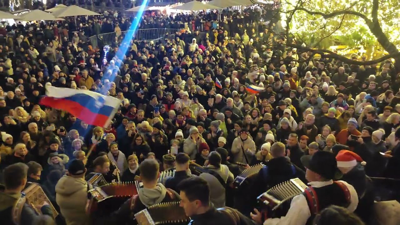Golica (Avsenik) Polka, whole Slovenia sing's, dance and play, accordion rally, Ljubljana 26.12.2025