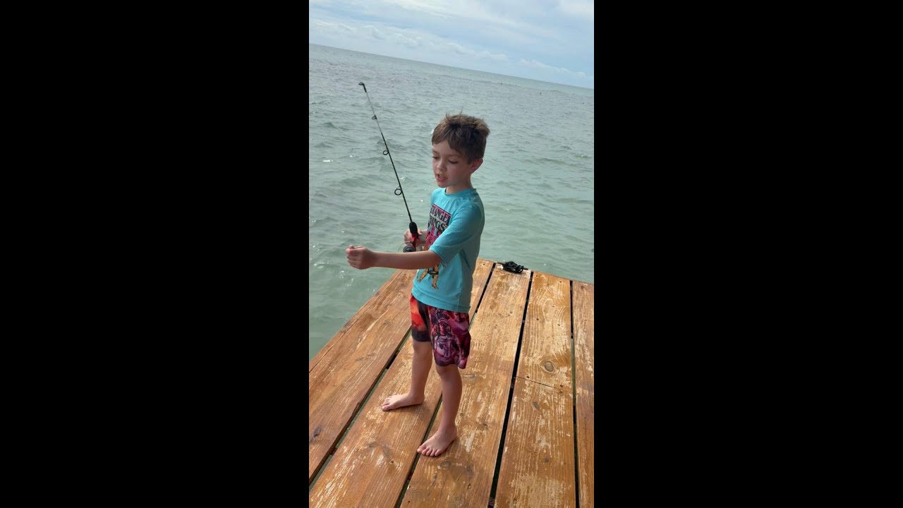 🎣 Kids Fishing Fun! Fishing and a few Tips for Beginners 🐟