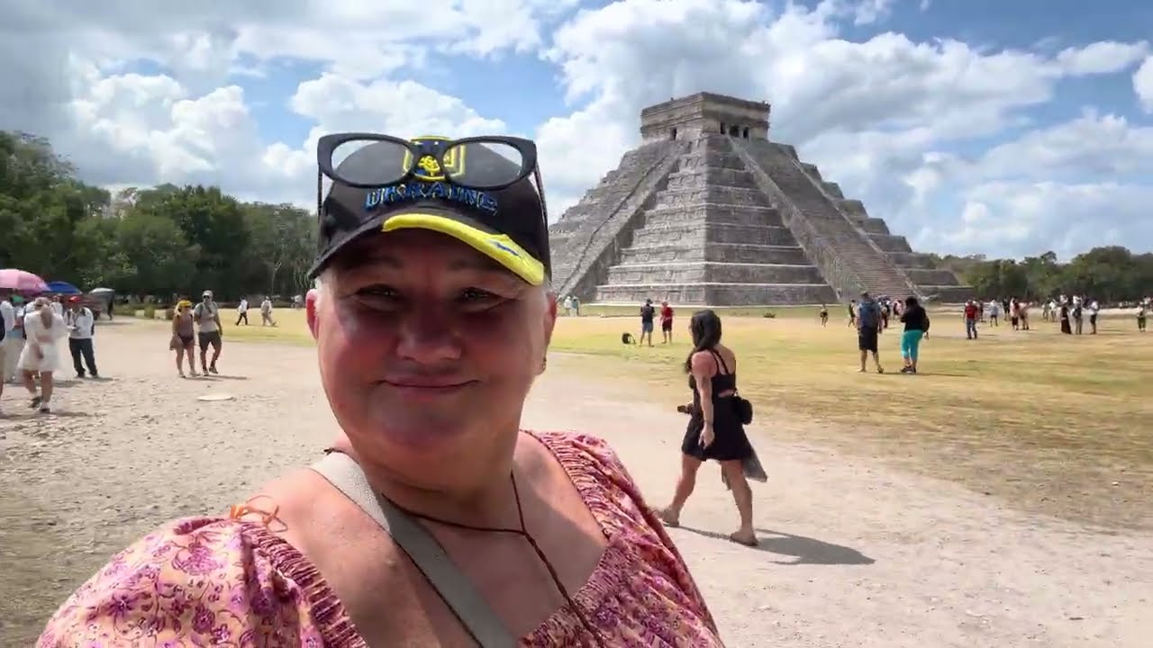 Я  прошла во Врата Царства Мертвых\Cenote Sagrado\Chichén Itzá пирамиды\мексика