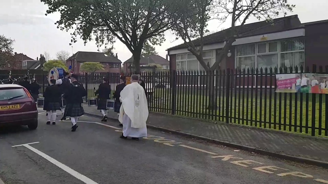ST ANNES AUDENSHAW MAY DAY PROCESSION 2017