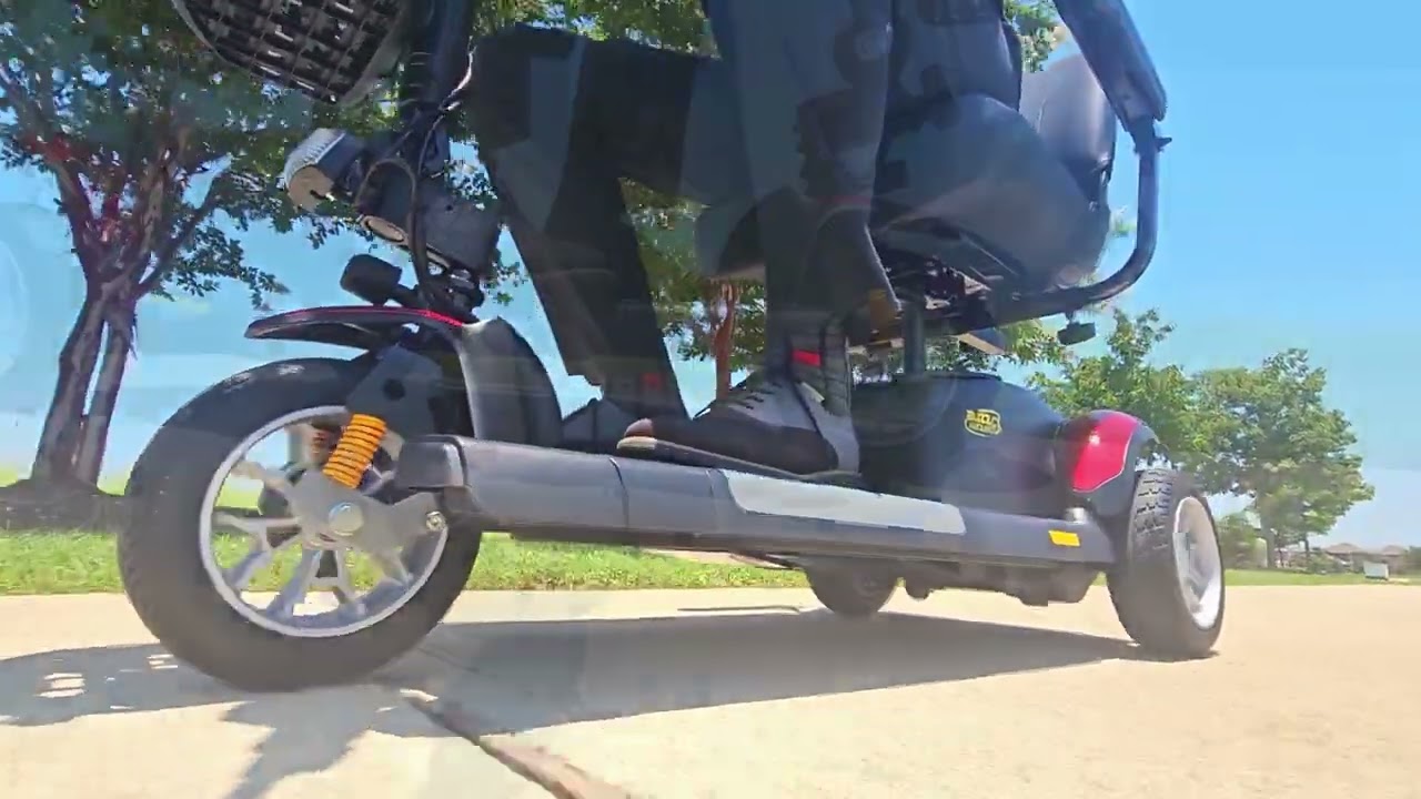 A RIDING EXPERIENCE Golden Technologies Buzzaround EX Extreme 3 Wheel Travel Scooter GB118D